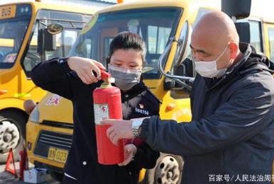 開(kāi)學(xué)前，山東德州蜀黍在線忙