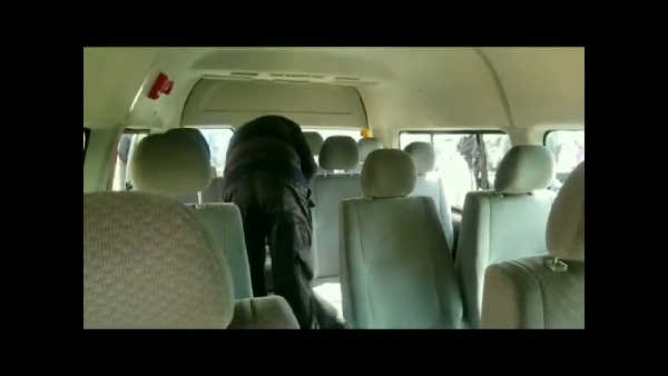 校車防疫應(yīng)急演練，揚(yáng)州江都區(qū)打造安全健康“流動(dòng)校舍”