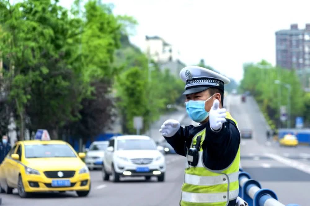 多措并舉、組合出擊，北碚警方“六項措施”筑牢復(fù)學(xué)復(fù)課安全屏障