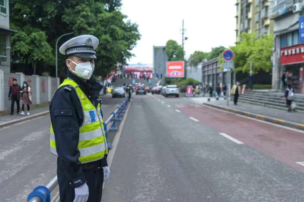 多措并舉、組合出擊，北碚警方“六項措施”筑牢復(fù)學(xué)復(fù)課安全屏障