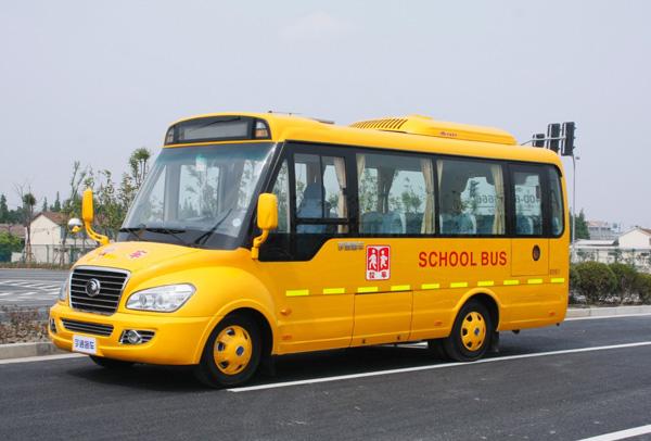 一車一碼！廣州市校車有了專屬“身份證” ，問題校車無處遁形