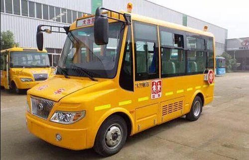 筑牢夏季校車安全防線 云龍交警舉辦夏季校車從業(yè)人員安全教育培訓(xùn)會(huì) 筑牢夏季校車安全防線 云龍交警舉辦夏季校車從業(yè)人員安全教育培訓(xùn)會(huì)