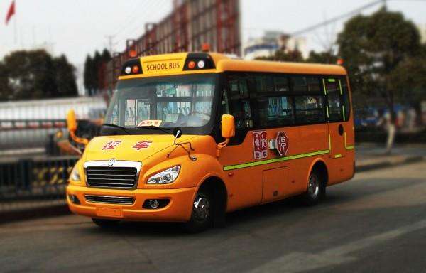 武漢漢陽區(qū)開展校車安全專項檢查/ 武漢漢陽區(qū)開展校車安全專項檢查