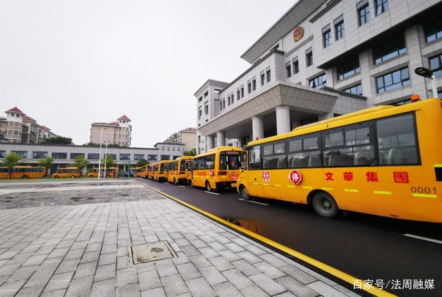 常德交警柳葉湖大隊(duì):開學(xué)前校車安全大檢查筑牢學(xué)生出行平安路 常德交警柳葉湖大隊(duì):開學(xué)前校車安全大檢查筑牢學(xué)生出行平安路