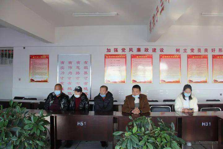 莫旗開展校車駕駛員安全教育培訓(xùn)