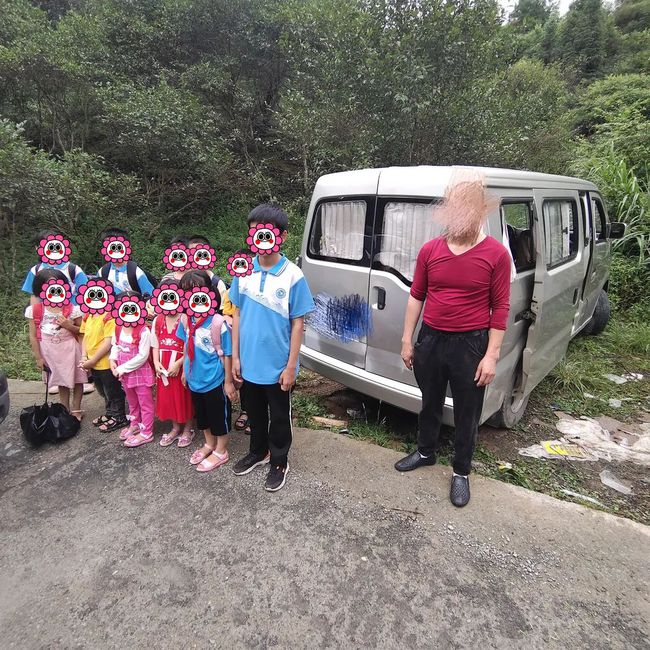 貴州天柱：記6分罰款1萬，“黑校車”終歸被自己黑了！