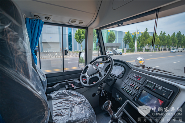 杭州淳安：為莘莘學(xué)子保駕護(hù)航 70輛宇通專用校車交付杭州淳安