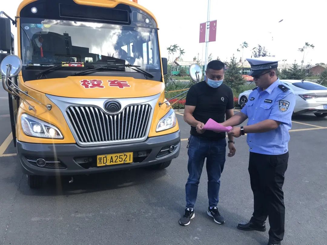 開展校車安全大檢查，筑牢學(xué)生出行安全防線~