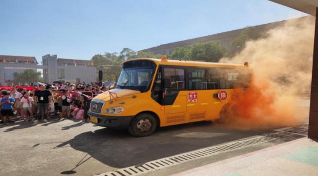 青林鄉(xiāng)中心小學(xué)開展應(yīng)急疏散演練，筑牢校園安全防線