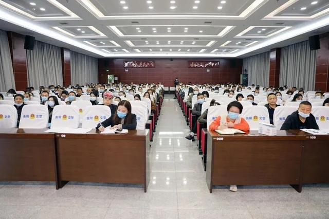 蒸湘區(qū):念好校車安全“緊箍咒” 全力護(hù)航學(xué)生安全 蒸湘區(qū):念好校車安全“緊箍咒” 全力護(hù)航學(xué)生安全