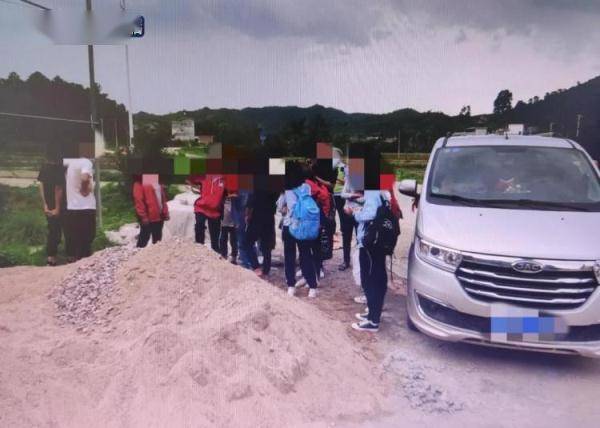 江西一輛7座“黑校車”超員142% 法院判了！