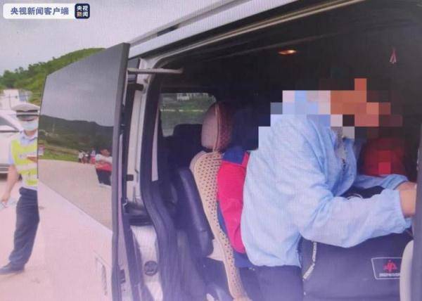 江西一輛7座“黑校車”超員142% 法院判了！