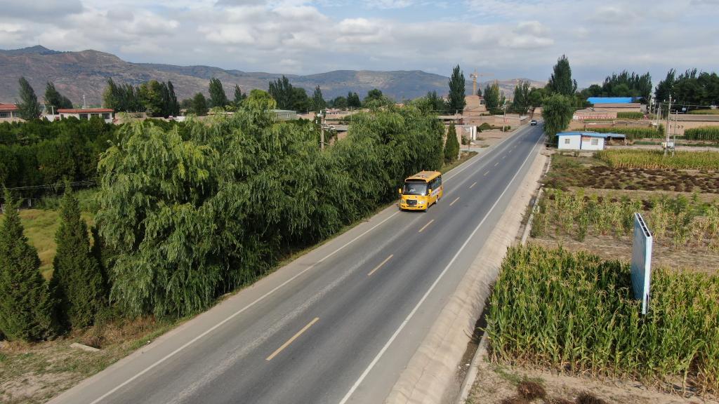 “雙減”后，一輛校車的“田野”之旅