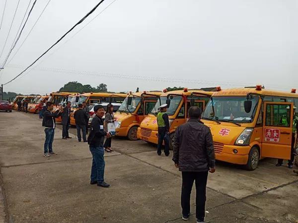 「百日攻堅(jiān)」沅江開展校車安全執(zhí)法大檢查