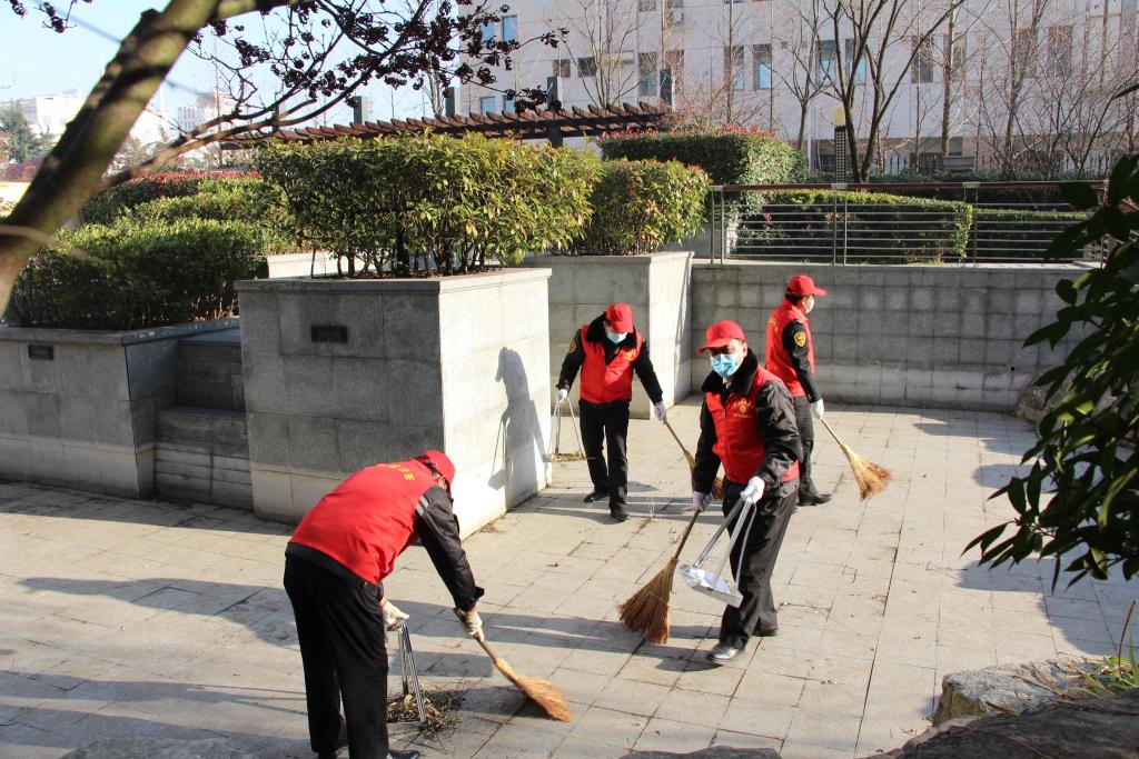 溫馨校車助力創(chuàng)城，多種形式宣傳垃圾分類
