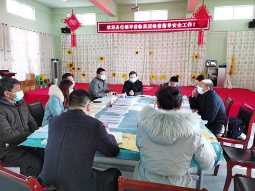 揚州市教育局開展冬季及“兩節(jié)”期間全市校園和校車安全工作督查