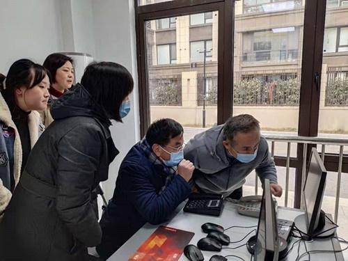 揚州市教育局開展冬季及“兩節(jié)”期間全市校園和校車安全工作督查