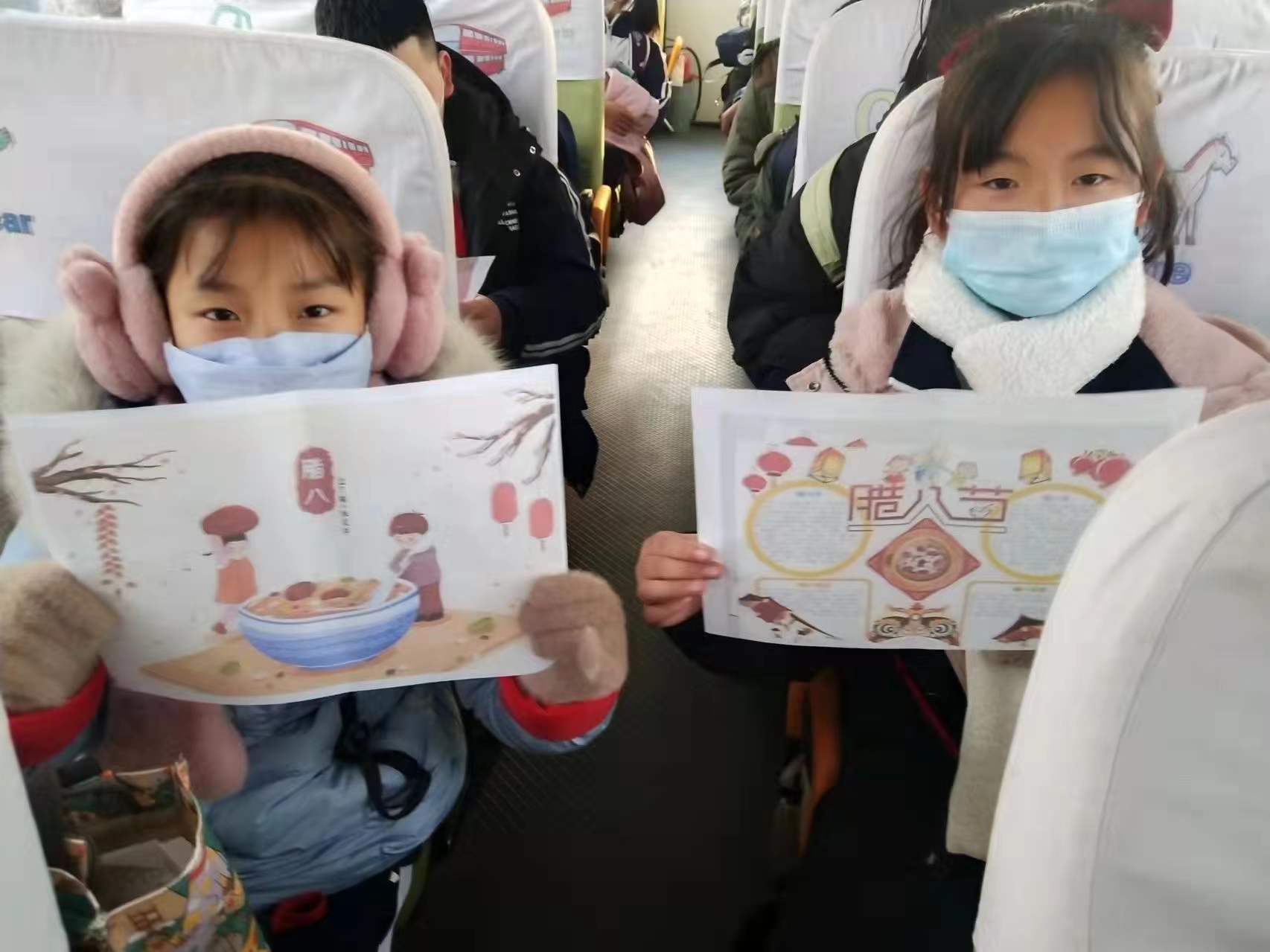 【交運(yùn)黃島溫馨校車】大鼻子校車內(nèi)開展“臘八節(jié)”傳統(tǒng)節(jié)日小課堂 微信圖片_20220106163350.jpg