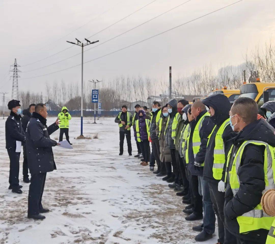 【我為群眾辦實事】開展校車駕駛員培訓(xùn) 護航學(xué)生平安路 【我為群眾辦實事】開展校車駕駛員培訓(xùn) 護航學(xué)生平安路