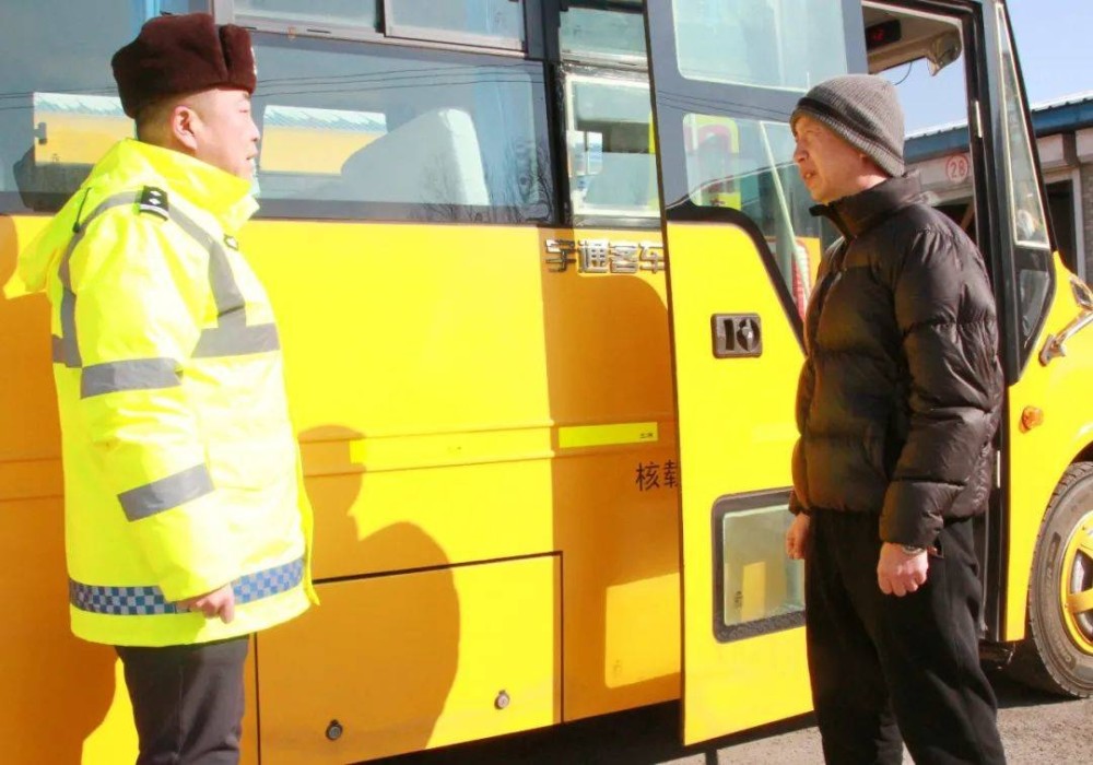 江源區(qū)交警大隊(duì)：加強(qiáng)校車管理，護(hù)航“平安上學(xué)路”