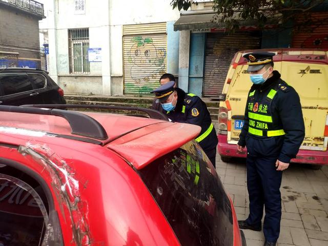 清鎮(zhèn)市嚴厲打擊“黑校車” 為學生出行安全保駕護航