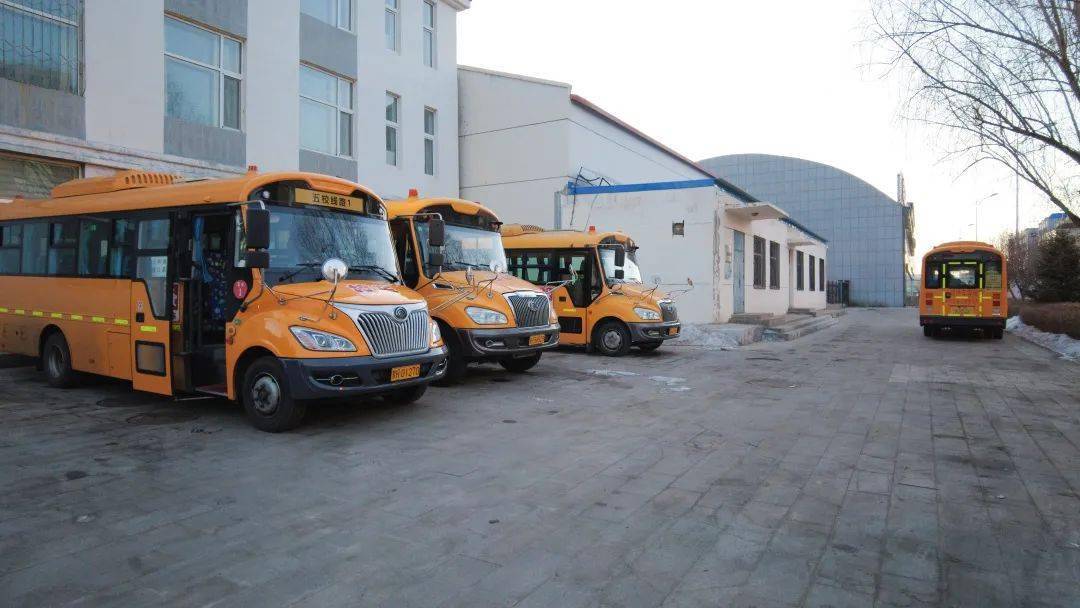 走起！跟著記者一起體驗(yàn)錫林浩特校車(chē)