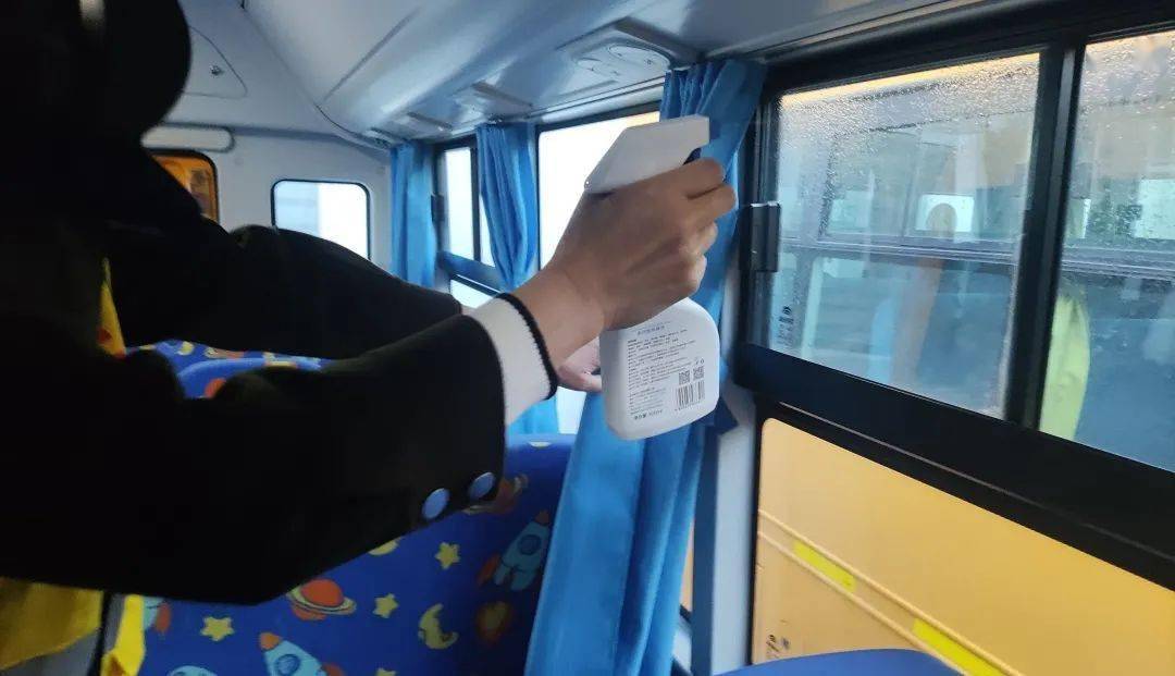 走起！跟著記者一起體驗(yàn)錫林浩特校車(chē)