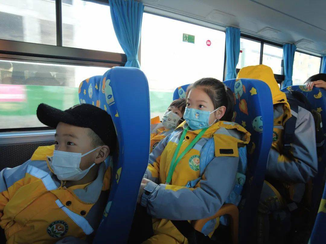 走起！跟著記者一起體驗(yàn)錫林浩特校車(chē)