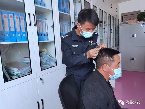 海晏縣公安局組織開(kāi)展校車(chē)駕駛員毛發(fā)檢測(cè)/ 海晏縣公安局組織開(kāi)展校車(chē)駕駛員毛發(fā)檢測(cè)