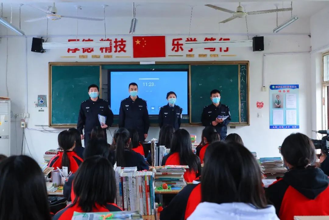 守護(hù)在校學(xué)生人身財(cái)產(chǎn)安全，商丘公安這樣做~