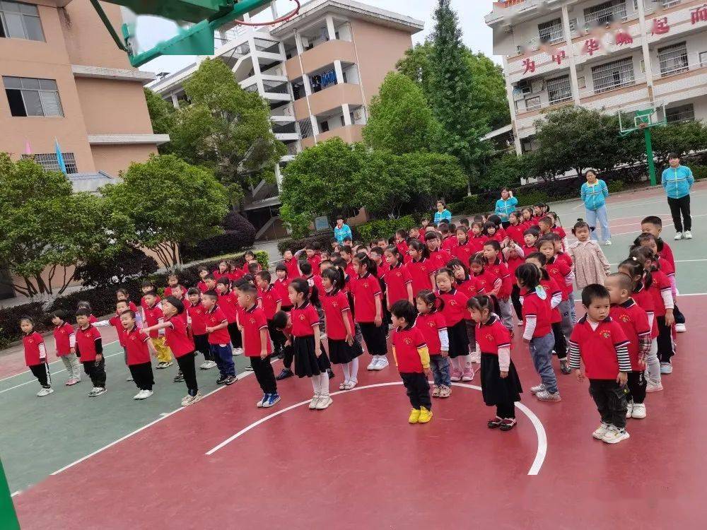 校車(chē)安全，用心守護(hù)