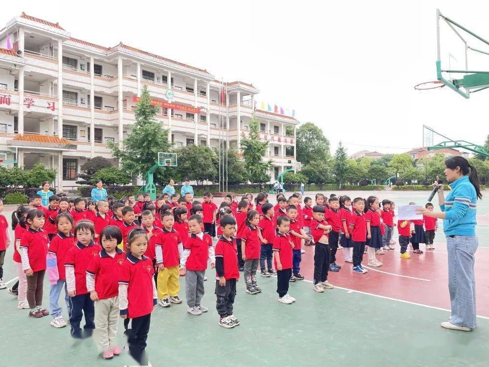 校車(chē)安全，用心守護(hù)