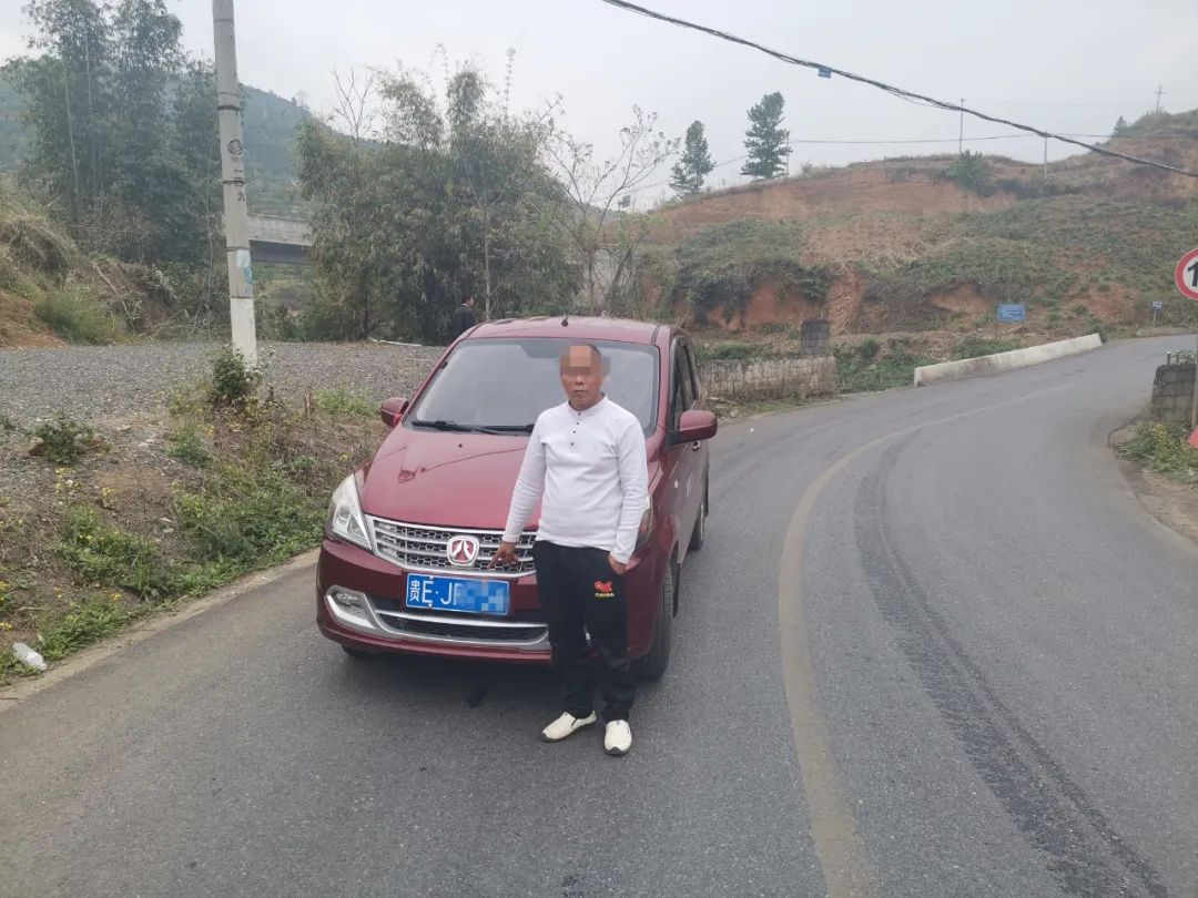 嚴(yán)重超員被判刑——晴隆縣三位“黑校車”駕駛?cè)吮灰婪ㄌ幜P！