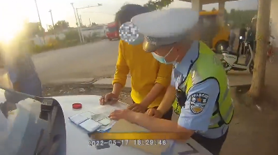 金盾風(fēng)暴丨校車(chē)超員，零容忍