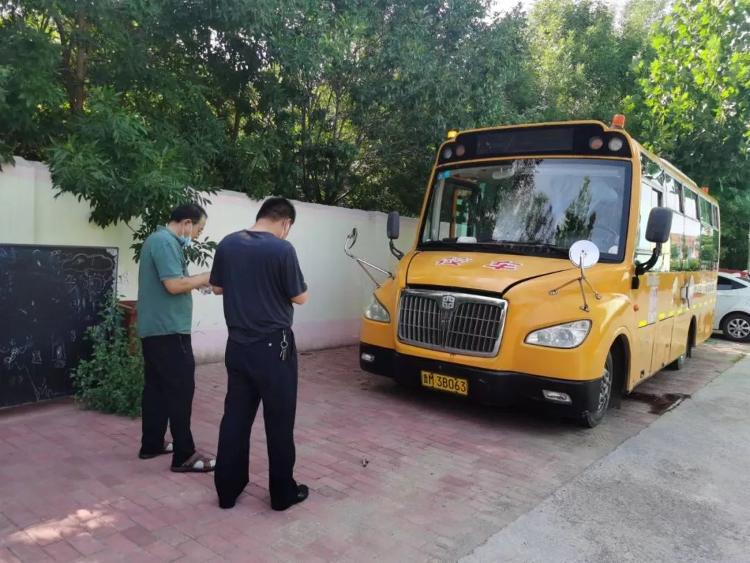 惠民縣開展幼兒校車安全專項(xiàng)檢查工作