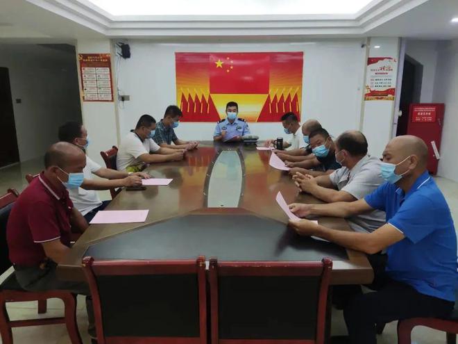 百日行動｜潮南公安：開展校車安全檢查和校車司機安全宣傳教育活動