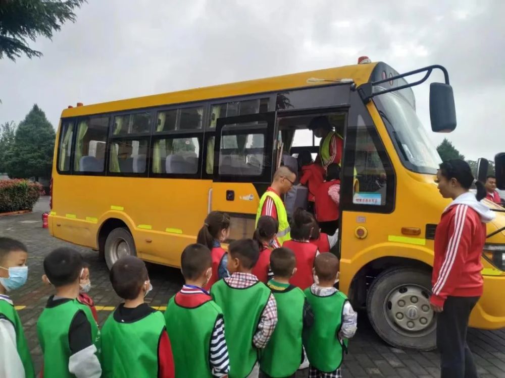 安全演練‖校車安全常演練 平安出行永相伴