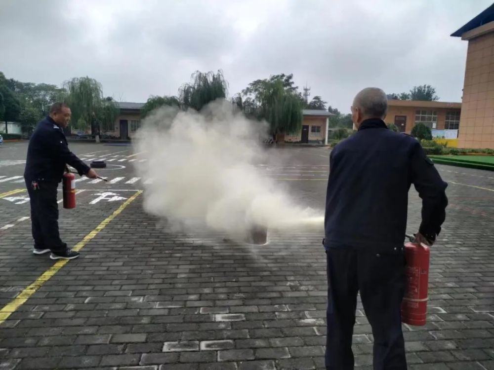 安全演練‖校車安全常演練 平安出行永相伴