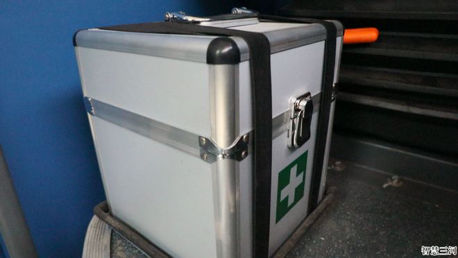 保障校車安全 護航孩子成長