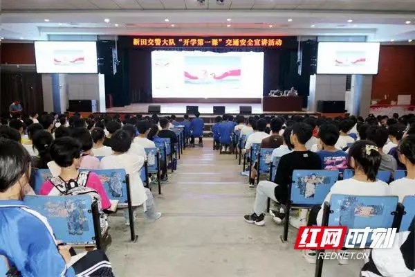 永州:四個“強(qiáng)化” 確保校車安全 永州:四個“強(qiáng)化” 確保校車安全