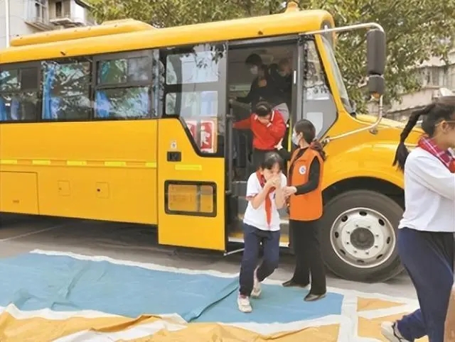 廣州市校車安全管理規(guī)定