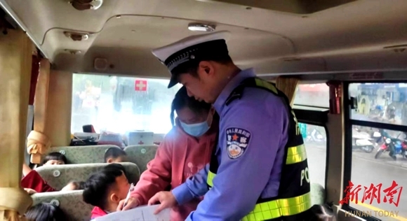 強化校車檢查 筑牢安全防線