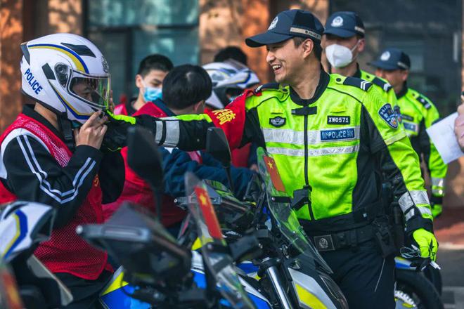 【豫筑平安】護校安園，河南交警在行動！