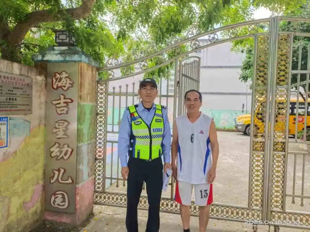 瓊中交警深入4所幼兒園開展校車安全隱患排查治理工作/ 瓊中交警深入4所幼兒園開展校車安全隱患排查治理工作