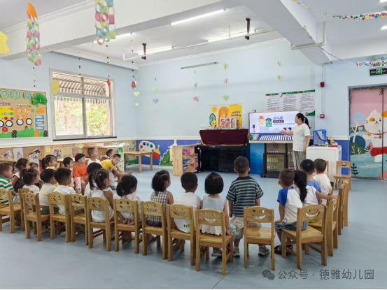 校園紀(jì)實(shí)丨以練筑防 護(hù)航成長——校車安全應(yīng)急演練