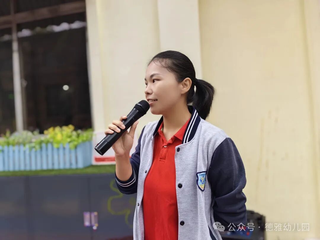 校園紀(jì)實(shí)丨以練筑防 護(hù)航成長——校車安全應(yīng)急演練