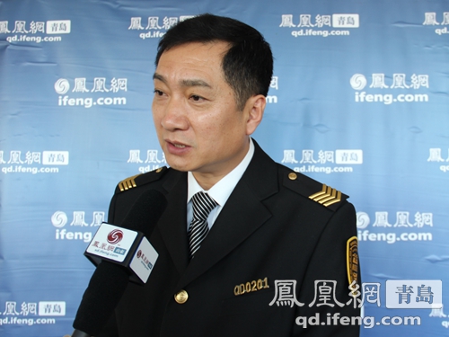 青島溫馨校車毛德豐:校車最關(guān)鍵需要服務(wù)的安全標(biāo)準(zhǔn) 青島溫馨校車毛德豐:校車最關(guān)鍵需要服務(wù)的安全標(biāo)準(zhǔn)