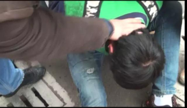 校車點(diǎn)離家近就不送了？8歲童沒(méi)出小區(qū)就被綁架