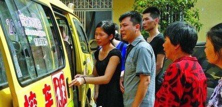 南陽網(wǎng)網(wǎng)評：幼兒遺忘校車致死，誰之責？（網(wǎng)評員：王建新）