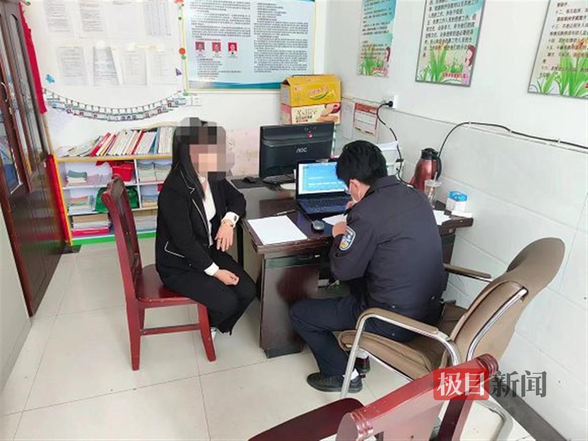 校車超員63%被“監(jiān)控”鎖定，交警一查發(fā)現(xiàn)更大問題